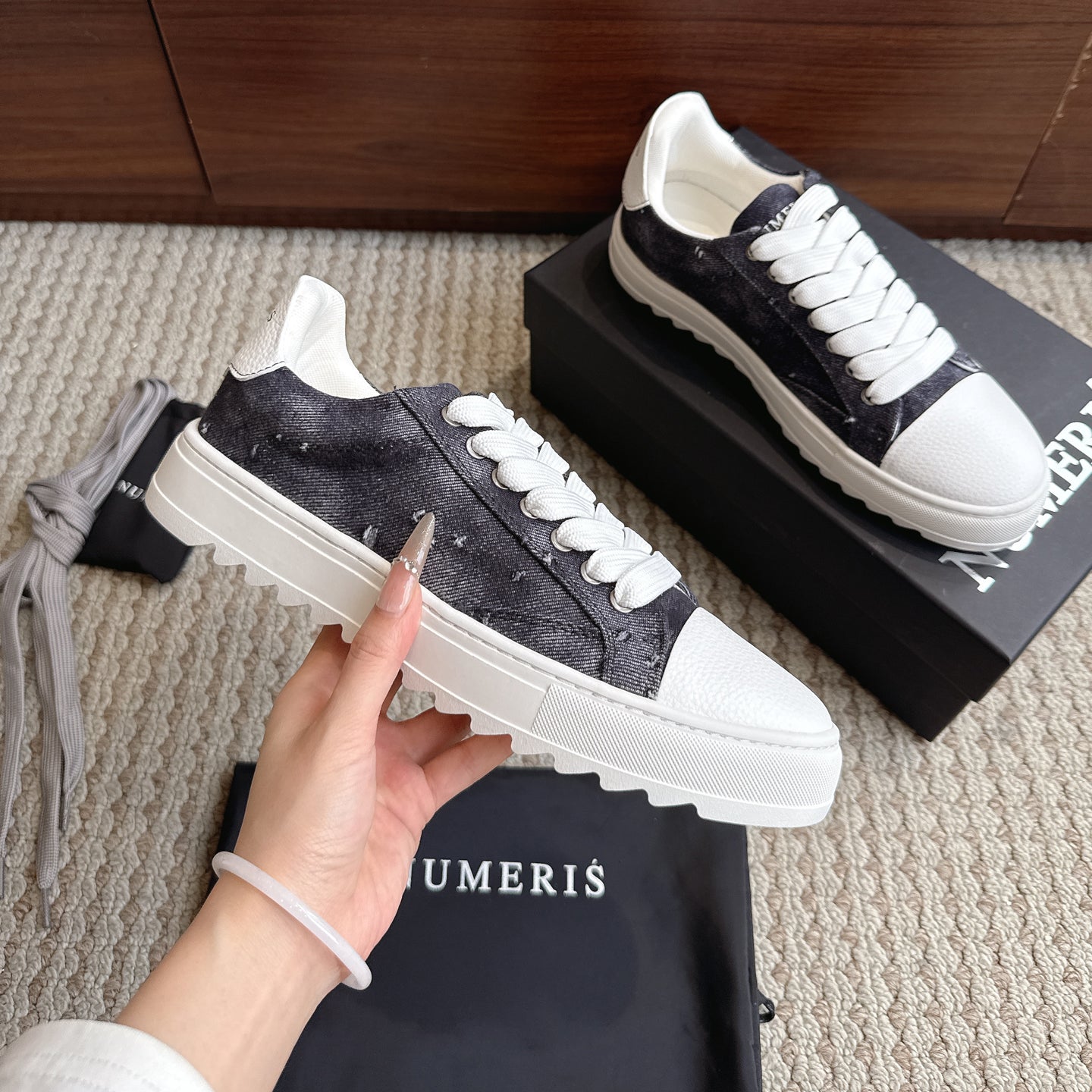 Numeris Atelier 'Thrashed Denim'
