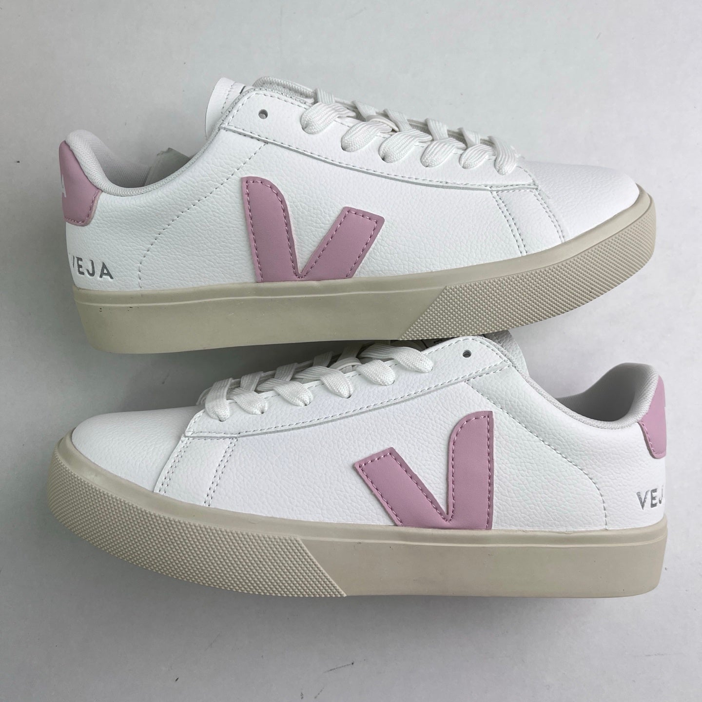 Veja Campo Low Chromefree 'White Pink'