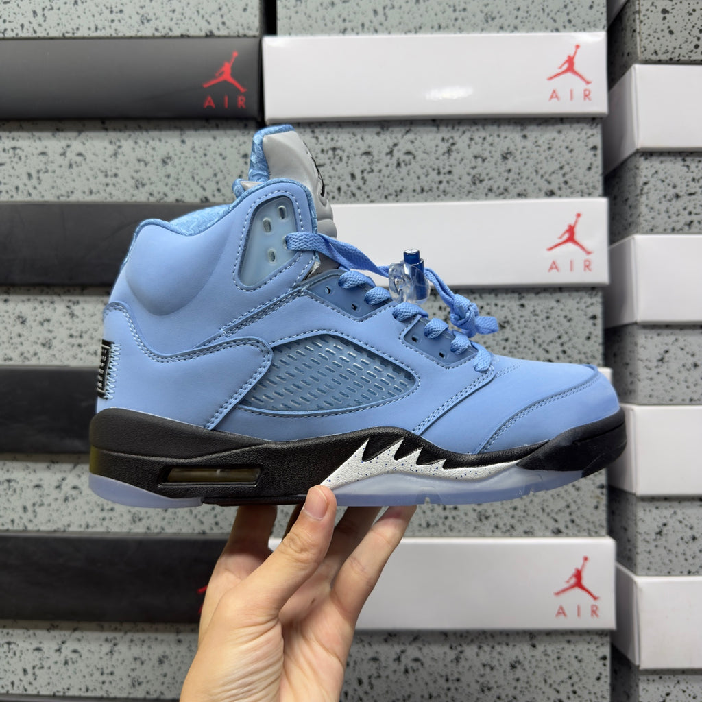 Air Jordan 5 Retro SE 'UNC'