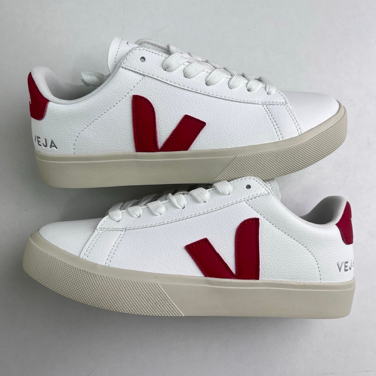 Veja Campo Low Chromefree 'White Red'