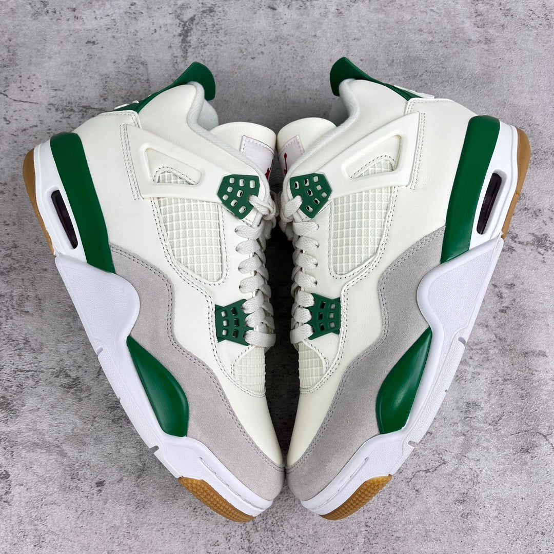 Nike SB x Air Jordan 4 Retro SP 'Pine Green'