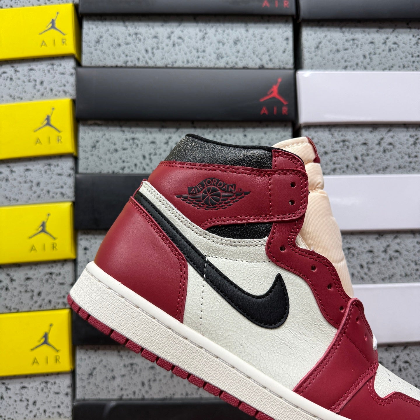 Air Jordan 1 Retro High 'Chicago' 1994