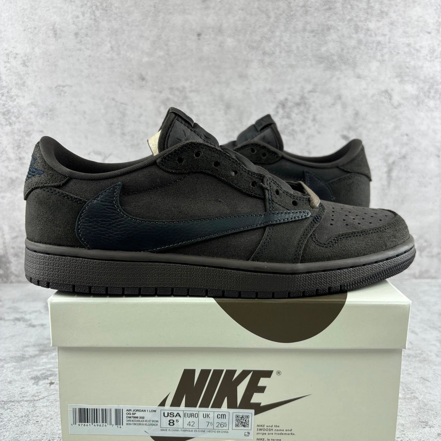 Air Jordan 1 Retro Low OG SP Travis Scott Velvet Brown
