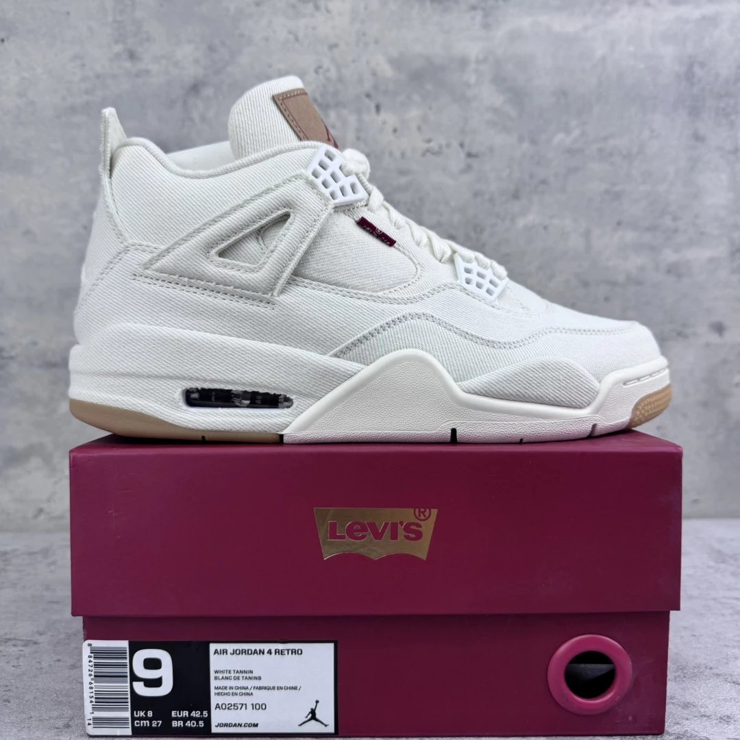 Levi's x Air Jordan 4 Retro 'White Denim'