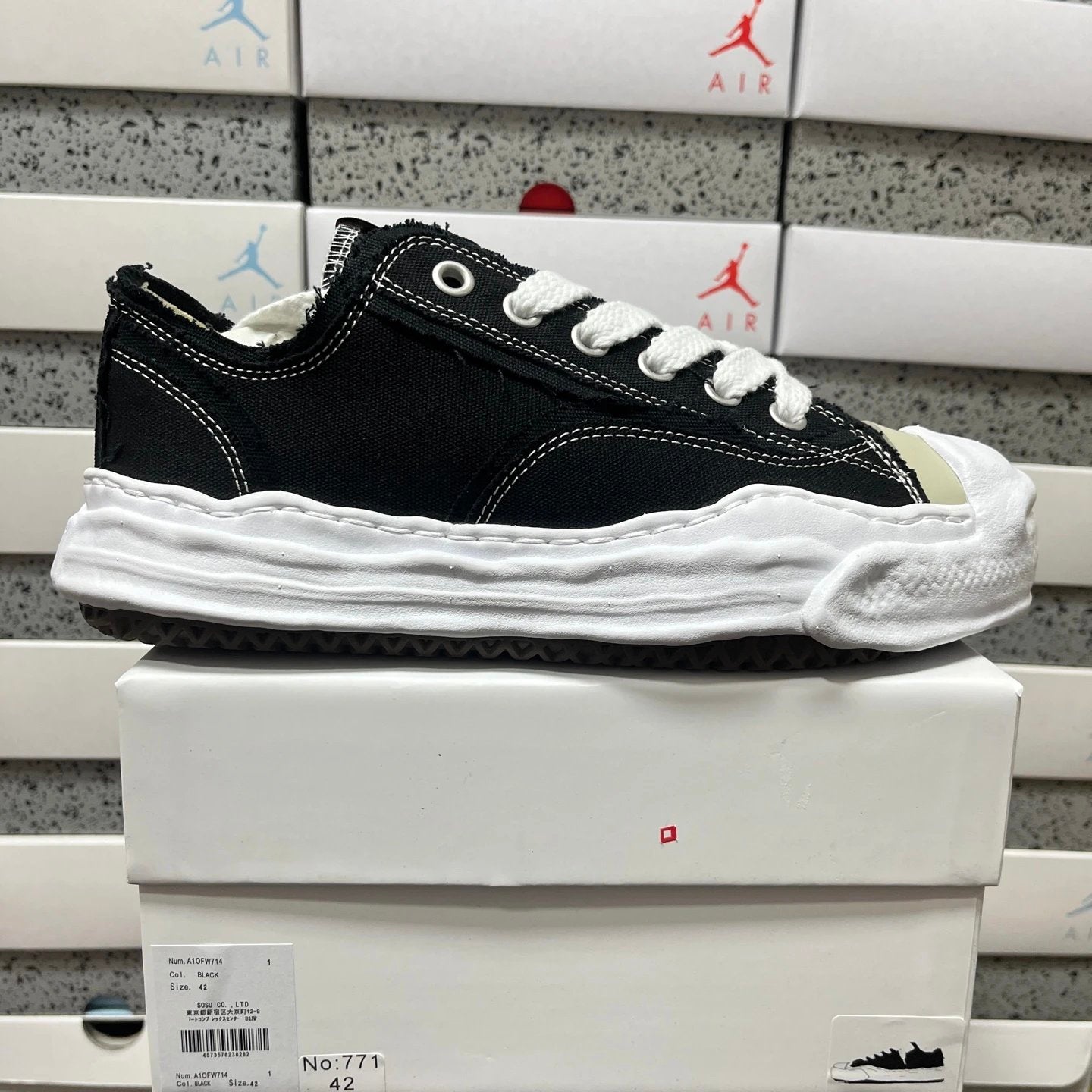 Maison Mihara Yasuhiro Hank OG Sole Canvas Low 'Black White'