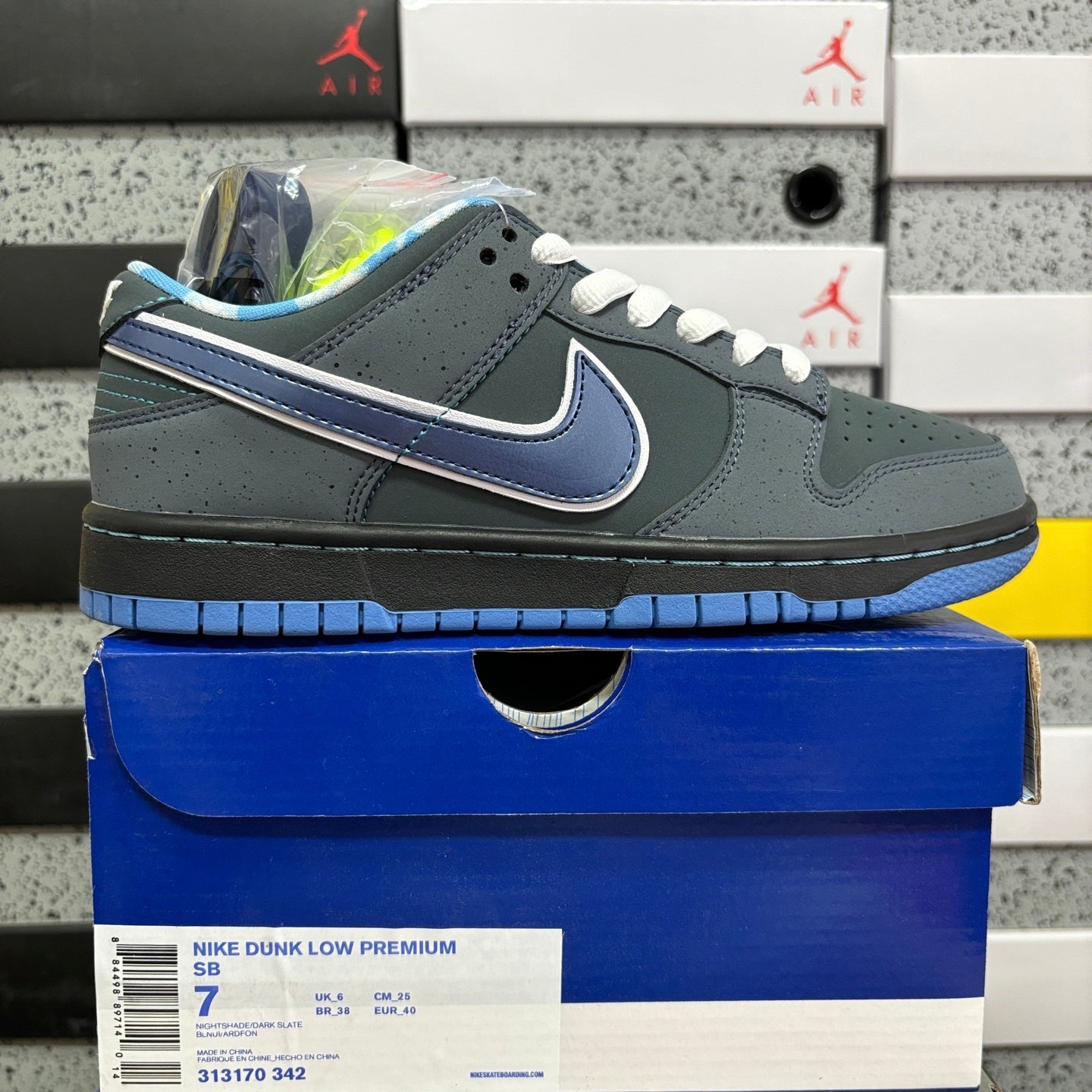 Nike Dunk Low Premium SB 'Blue Lobster'