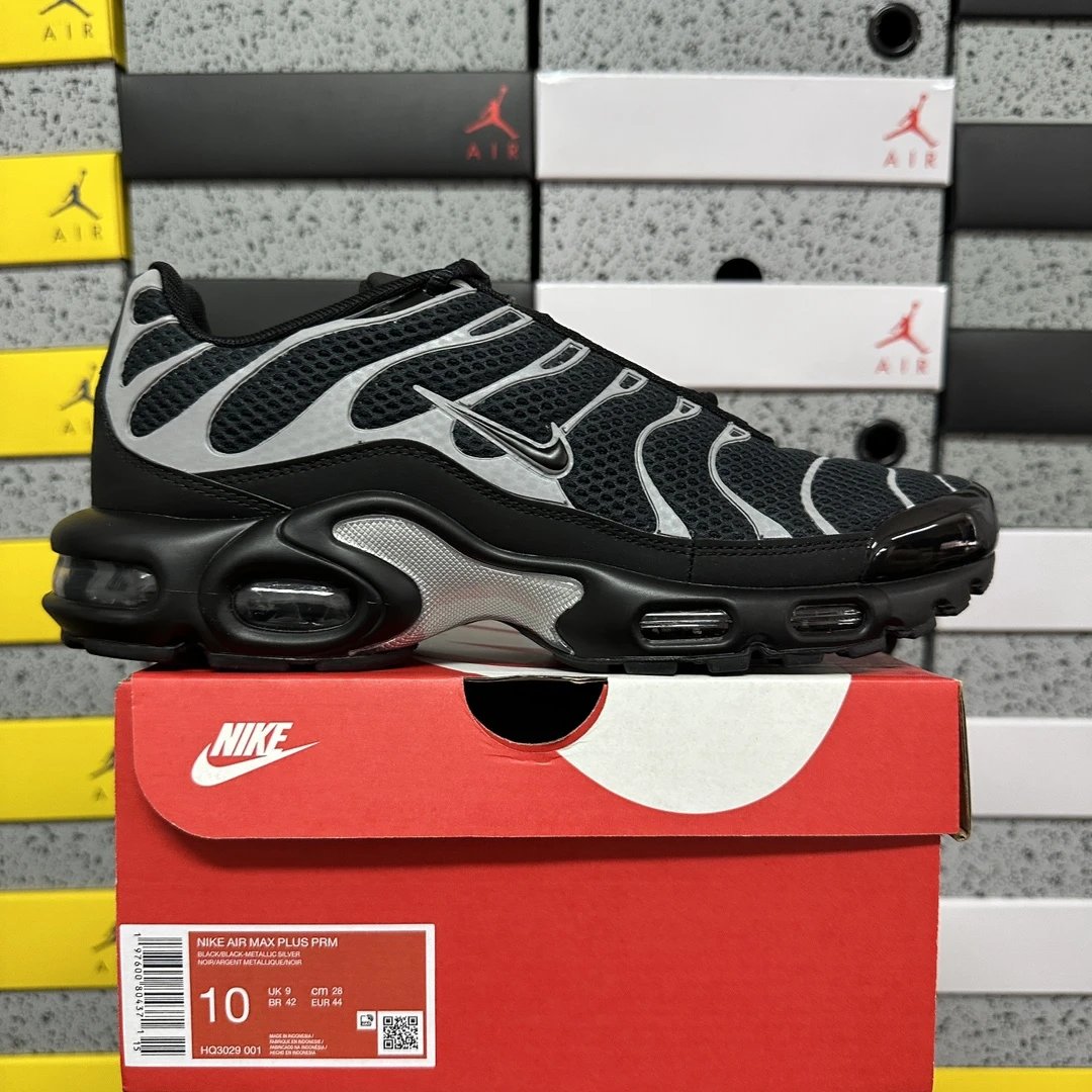 Nike Air Max Plus Premium 'Black Metallic Silver'