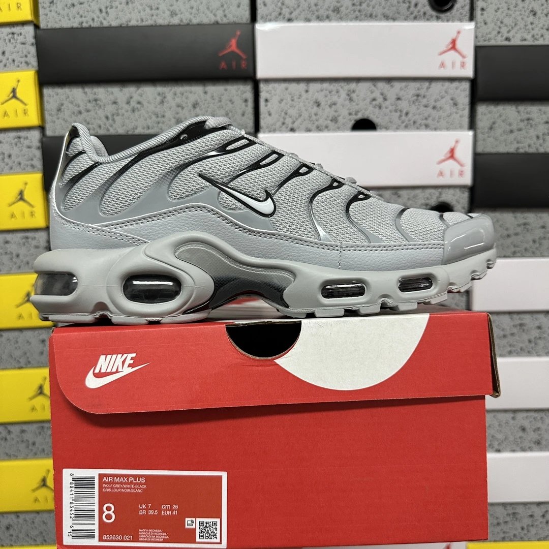Nike Air Max Plus TN 'Wolf Grey'