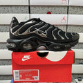 Nike Wmns Air Max Plus SE 'Black Chrome Silver'