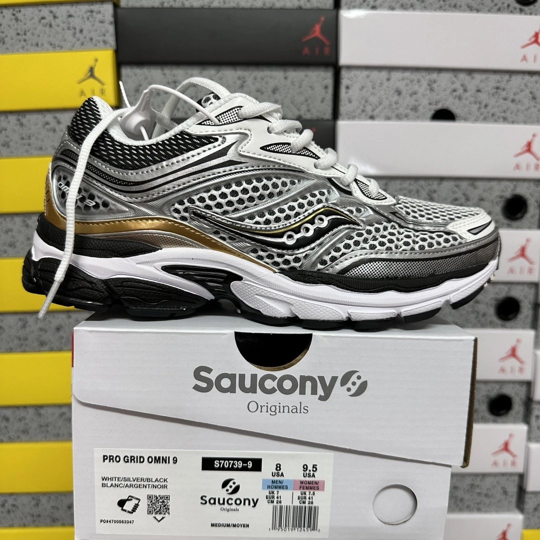 Saucony ProGrid Omni 9 'Silver Gold'