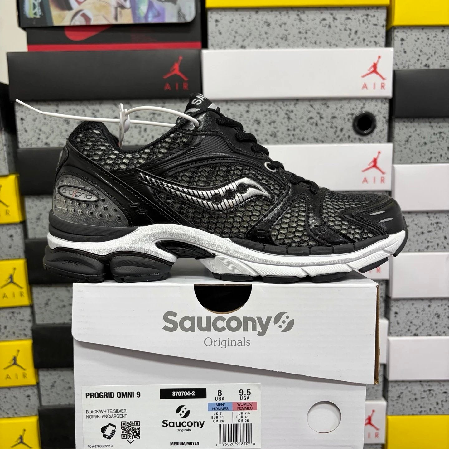 Saucony ProGrid Triumph 4 'Black'