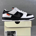 TIGHTBOOTH x Nike Dunk Low SB